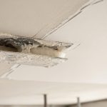 vyravnivanie potolka shpaklevkoy 1